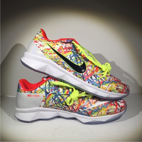 Nike CJ3 Flyweave trainer Calvin Johnson graffiti pack - Picture 2 of 10